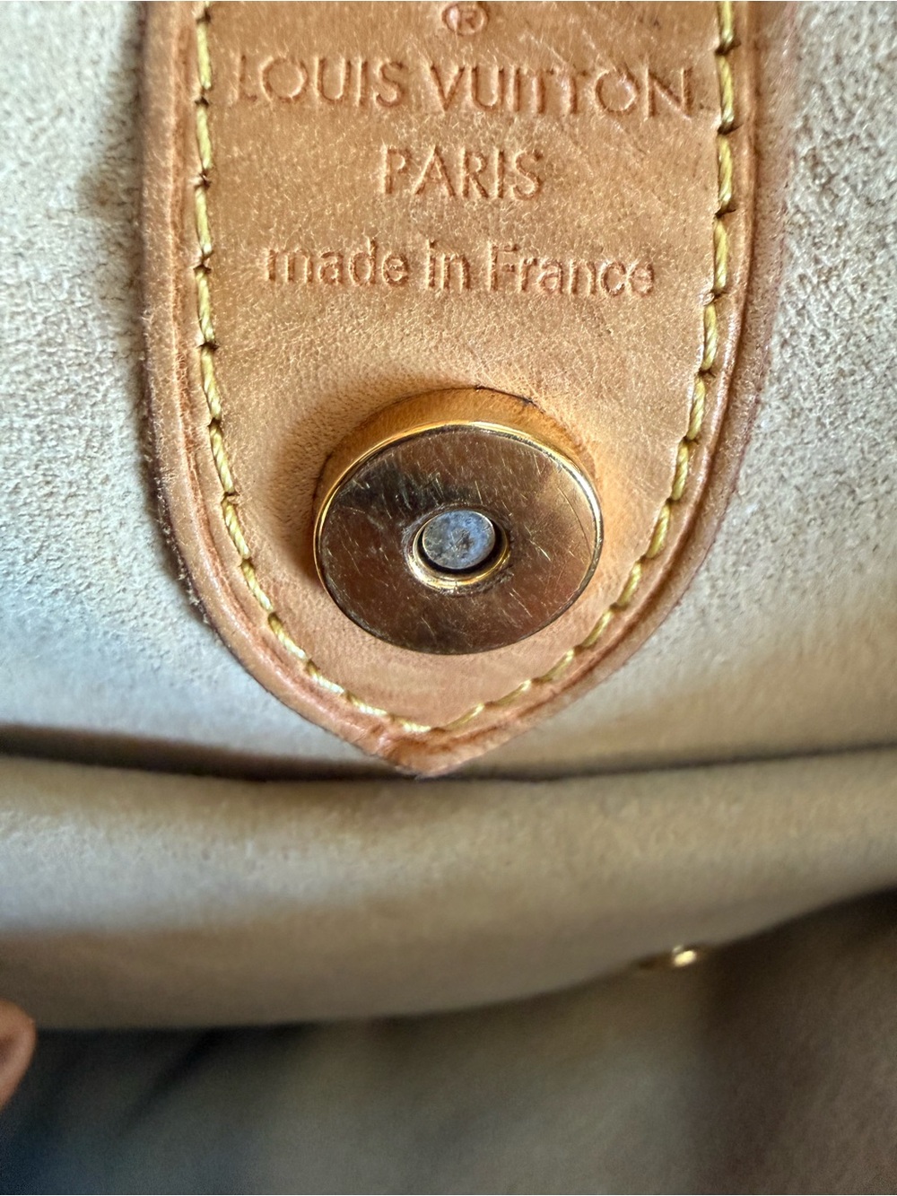 Louis Vuitton Galleria PM Monogram Canvas Brown Shoulder Bag with Gold Plate - Picture 10 of 17